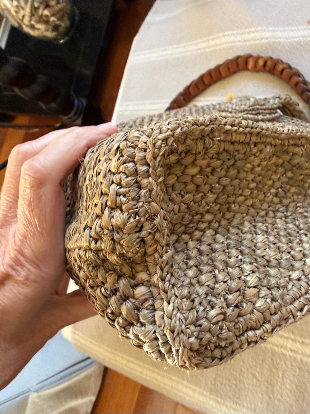 NWT IBELIV Rary Dark Tea Woven Raffia Tote Bag Leather Strap Luxury Summer - Picture 9 of 12